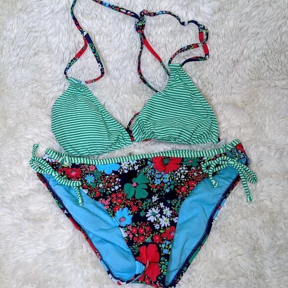O'Rageous Two Piece String Bikini in Green White Red Blue Flower and Stripes - Picture 1 of 8